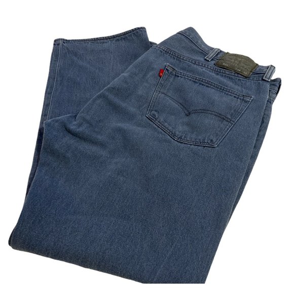 Levis 501 Button-Fly Black Denim Jeans Straight Ta - Picture 2 of 9